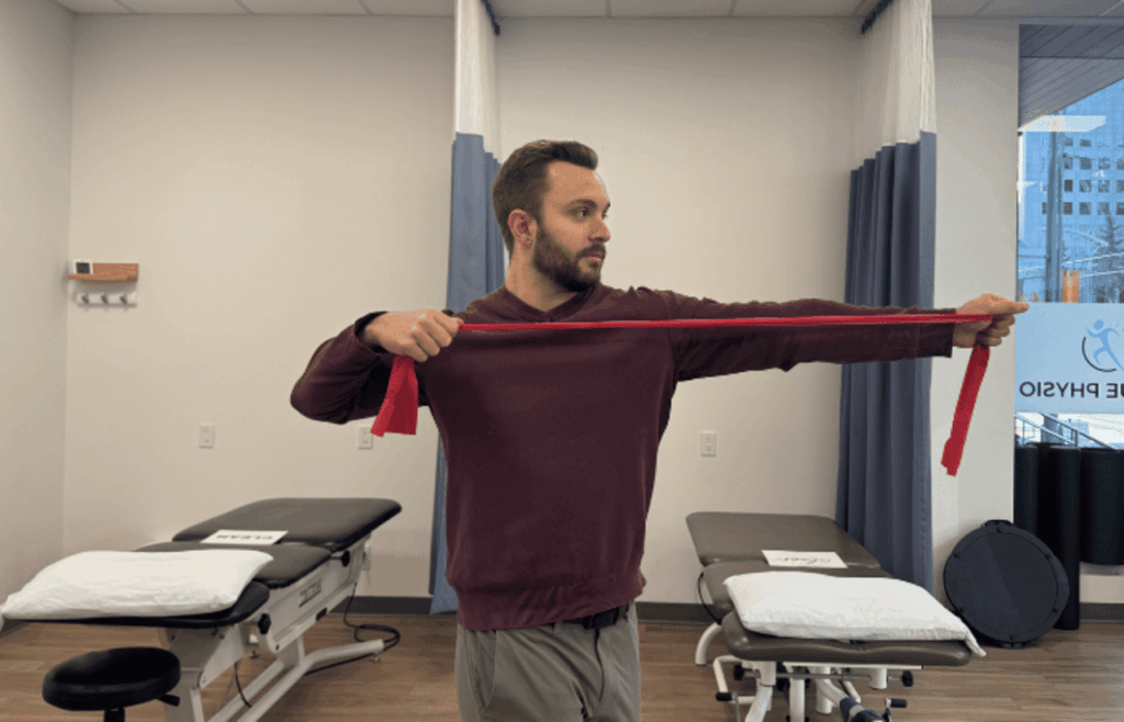 when to consult a physio for shoulder pain